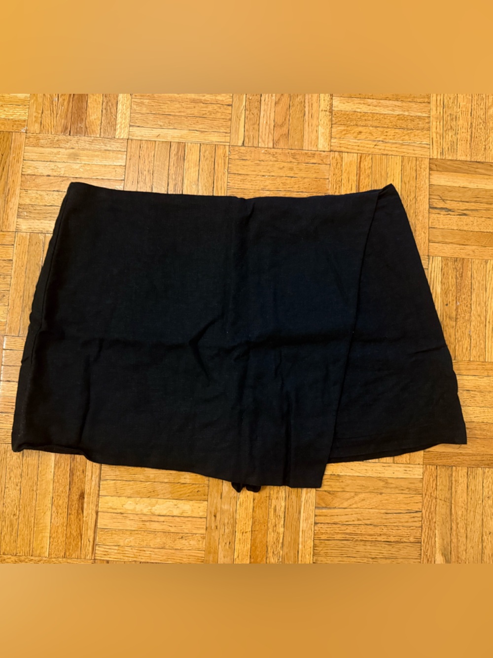 The A&F Scarlett Linen-Blend Wrap Mini Skort